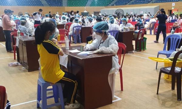 Đà Nẵng: An toàn tiêm vaccine ngừa COVID-19 cho hơn 34.701  học sinh các khối lớp 8, lớp 9  -1