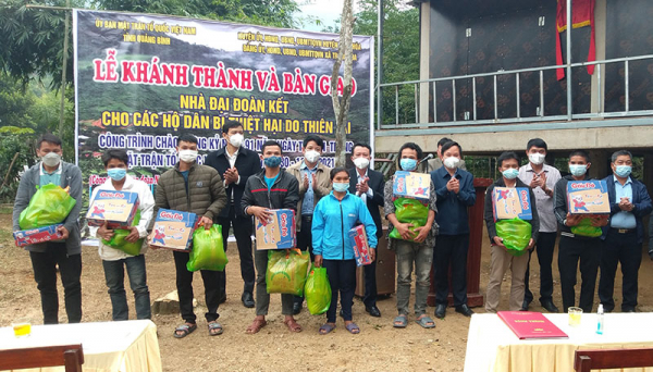 New gratitude houses for Bru people in Quang Binh  -0