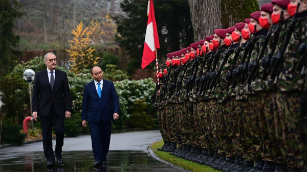 Tổng thống Thụy Sĩ chủ trì lễ đón chính thức Chủ tịch nước Nguyễn Xuân Phúc -0