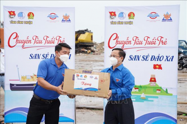 “Chuyến tàu Tuổi trẻ - San sẻ đảo xa” tiếp sức cho huyện đảo Phú Quý chống dịch COVID-19 -0
