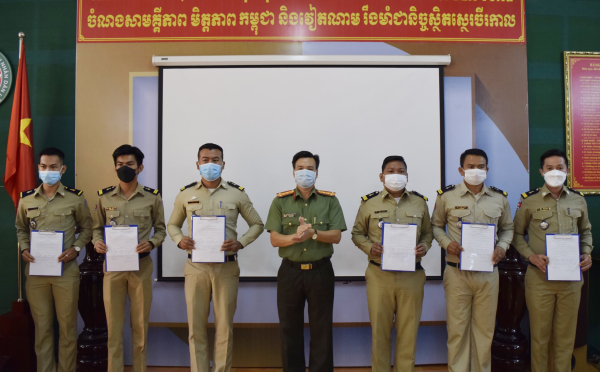 Khai giảng khóa đào tạo trung cấp cho cán bộ Bộ Nội vụ Campuchia -0