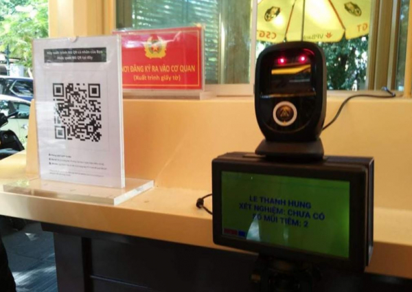 Phòng CSGT Công an TP Hà Nội được trang bị máy quét mã QR trên thẻ CCCD -1
