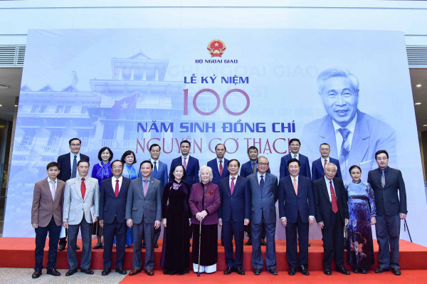 Lễ Kỷ niệm 100 năm sinh đồng chí Nguyễn Cơ Thạch -0