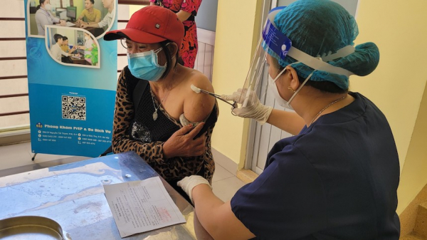 TP Hồ Chí Minh bắt đầu tiêm mũi 3 vaccine ngừa COVID-19 -0