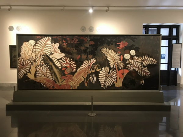 Exhibition on Vietnamese lacque paintings kicks off  -0