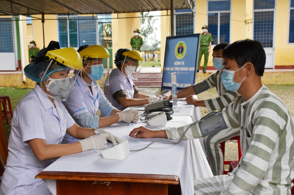 Quảng Nam: Gần 500 can, phạm nhân được tiêm vaccine ngừa COVID-19 -0