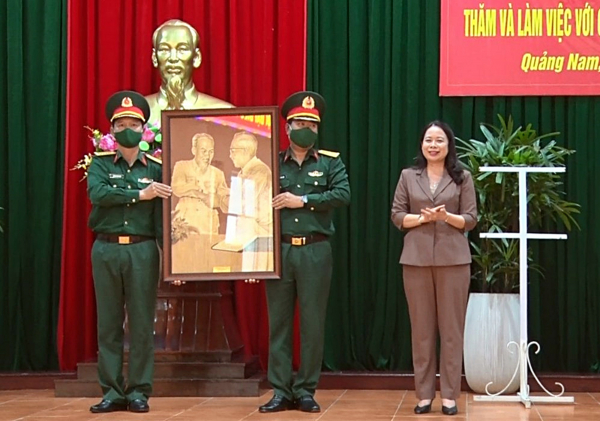 Phó Chủ tịch nước Võ Thị Ánh Xuân thăm, làm việc tại Quảng Nam -0
