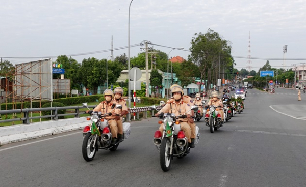  Public Security Forces open campaign to attack crimes during Tet Festival -1