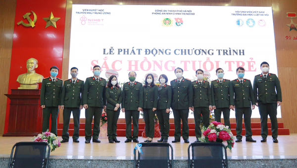 Công an Thủ đô thực hiện 6 điều Bác Hồ dạy -0