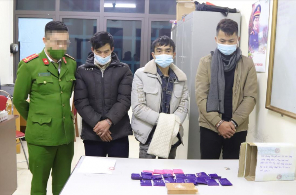 Công an TP Sơn La bắt 17 vụ, 20 đối tượng phạm tội ma túy trong hai ngày đầu ra quân -0