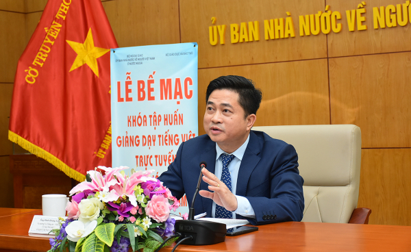Bế mạc Khóa tập huấn dạy tiếng Việt cho giáo viên Việt Nam ở nước ngoài năm 2021  -0