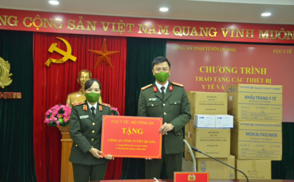 Cục Y tế về nguồn, tặng quà tri ân tại Tuyên Quang -0