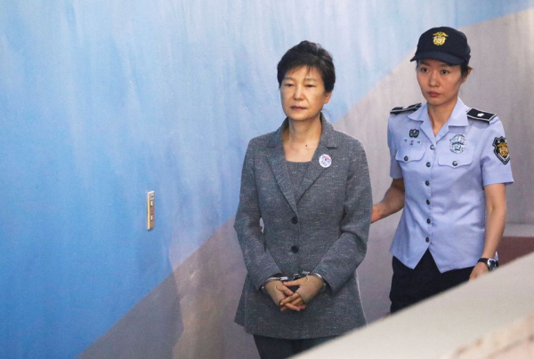 Dư luận xôn xao về lệnh đặc xá cựu Tổng thống Hàn Quốc Park Geun Hye -0