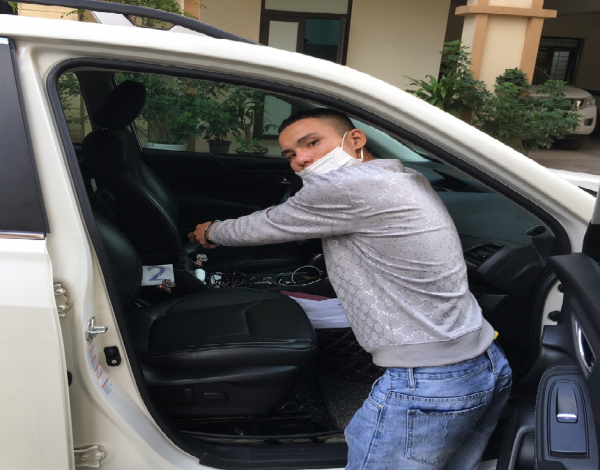 Bắc Ninh: Liên tiếp bắt giữ các đối tượng đập kính ô tô trộm tài sản -0