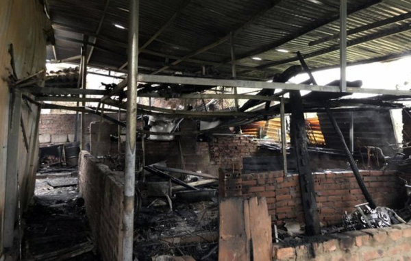 Nhiều tài sản bị hủy hoại sau đám cháy lớn ở Cao Bằng -1