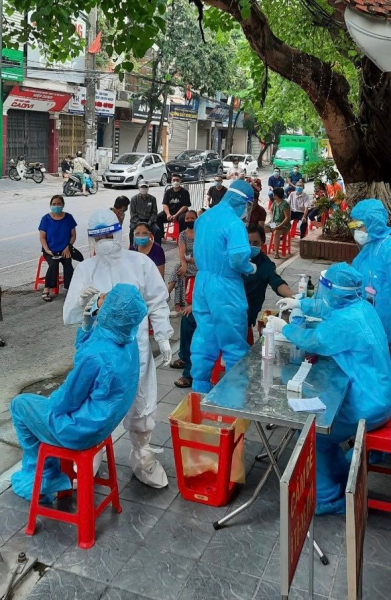 Hà Nội thêm 1.948 ca nhiễm COVID-19, quận Hoàng Mai ghi nhận nhiều F0 cộng đồng nhất -0