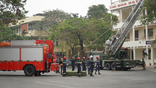 Vietnam, Belarus strengthen cooperation in fire-fighting and rescue -1