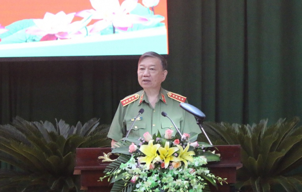 General To Lam appreciates HCM City police’s achievements in 2021 -0