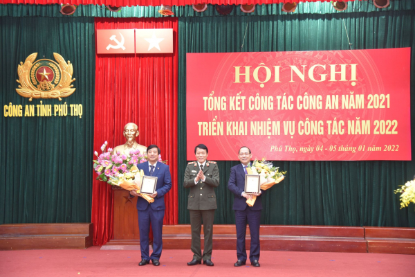 Công an tỉnh Phú Thọ phát huy truyền thống anh hùng, thi đua lập công vì an ninh đất Tổ -0