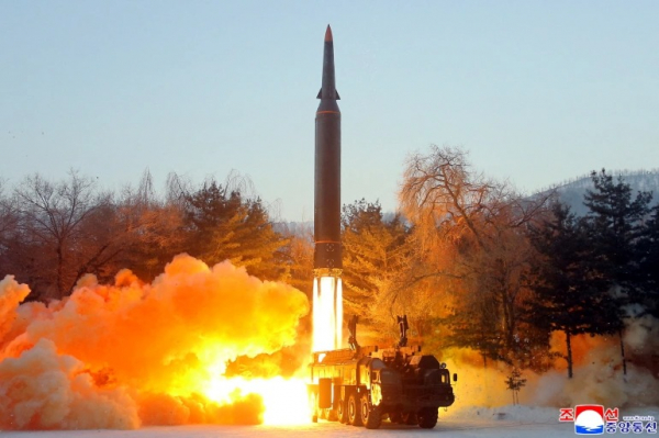 Triều Tiên thừa nhận phóng tên lửa siêu thanh -0