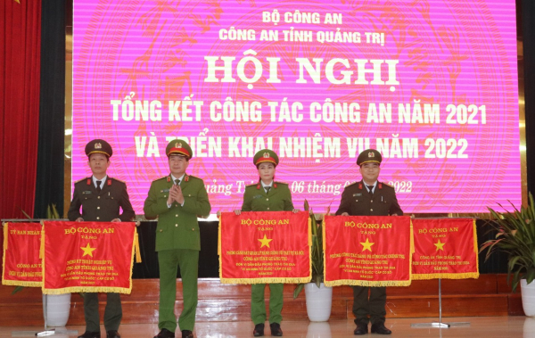 Thứ trưởng Lê Quốc Hùng dự, chỉ đạo nhiệm vụ công tác công an năm 2022 tại Công an Quảng Trị -0