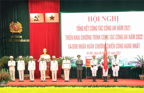Hanoi police asked to take people as target of their service -0