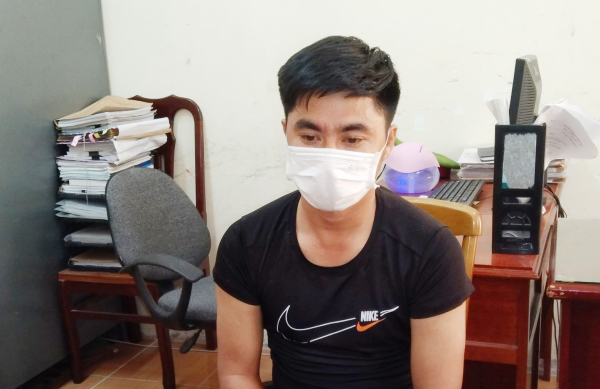 Thuê 4 xe cuốc đem thế chấp lấy 350 triệu -0