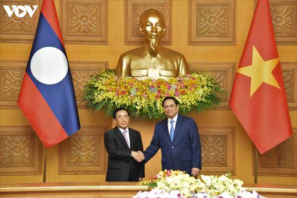Thủ tướng Phạm Minh Chính hội đàm với Thủ tướng Lào Phankham Viphavanh -0
