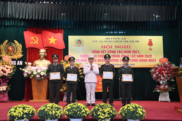 Cục An ninh Chính trị Nội bộ đón nhận Huân chương Chiến công hạng Nhất  -0