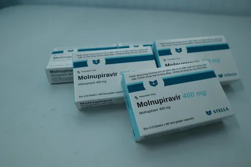 Bộ Y tế phản hồi về tác dụng phụ của thuốc Molnupiravir điều trị COVID-19 -0