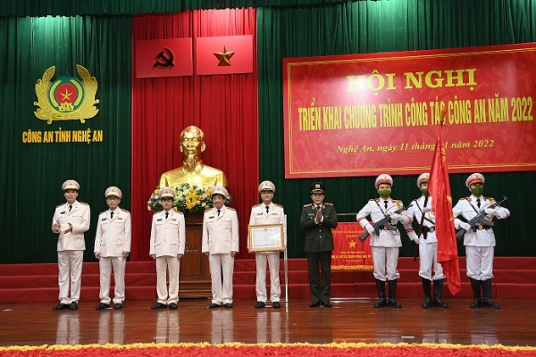 Nghe An Police obtain great achievements in 2021 -0