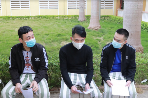 Tiêm vaccine phòng COVID-19 cho các can, phạm nhân tại Trại tạm giam Công an tỉnh Sơn La -1