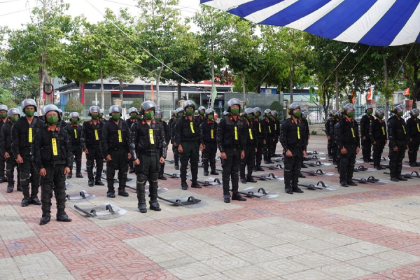 Công bố Quyết định của Bộ trưởng Bộ Công an về tổ chức Công an xã chính quy và ra mắt Tiểu đoàn cảnh sát Cơ động dự bị chiến đấu -0