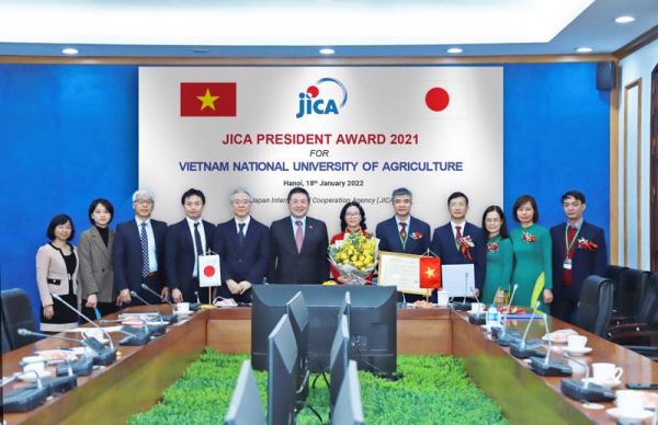 4 Vietnamese units receive JICA President Award -0