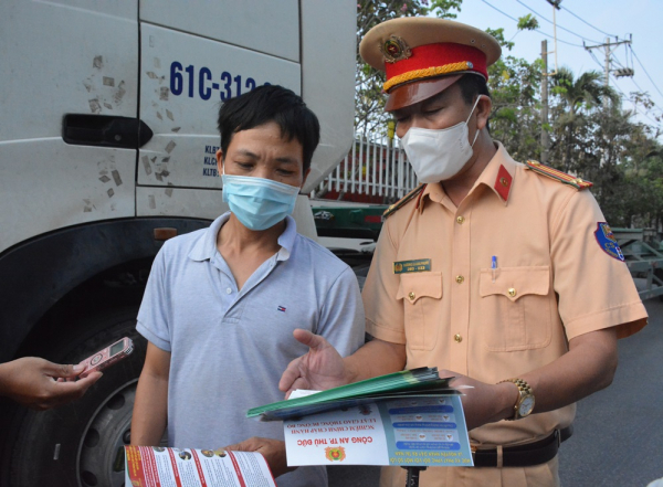 Đảm bảo ANTT và trật tự ATGT dịp Tết ở thành phố trẻ  -0