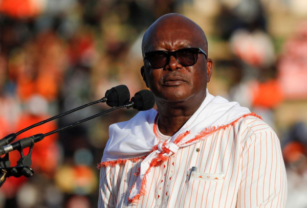 Tổng thống Burkina Faso bị quân đội bắt giữ -0