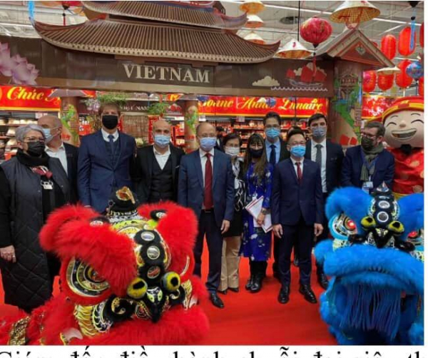 Vietnamese Tet week at French hypermarket kicks off -0