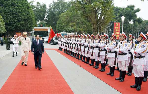 Thủ tướng Chính phủ Phạm Minh Chính thăm, chúc Tết cán bộ, chiến sỹ Công an tỉnh Thanh Hóa -0