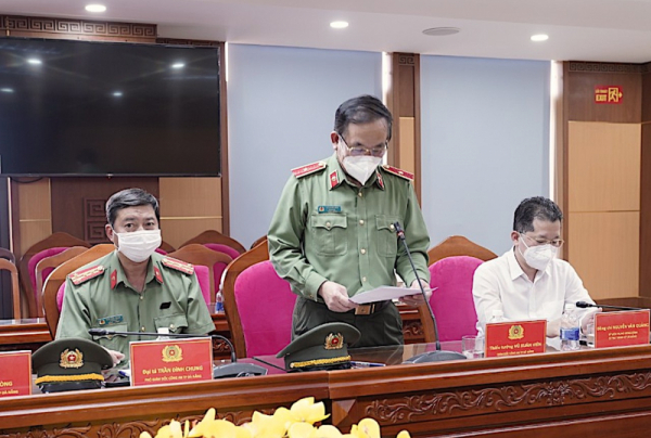 Minister To Lam visits Da Nang Municipal Police Department, Hospital 199 -0