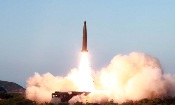 Triều Tiên lại phóng thử tên lửa -0