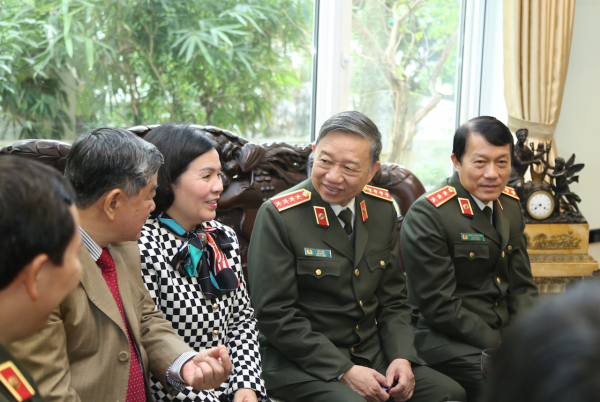 Đảng ủy Công an Trung ương, Bộ Công an thắp hương tưởng niệm đồng chí Trần Quyết -1