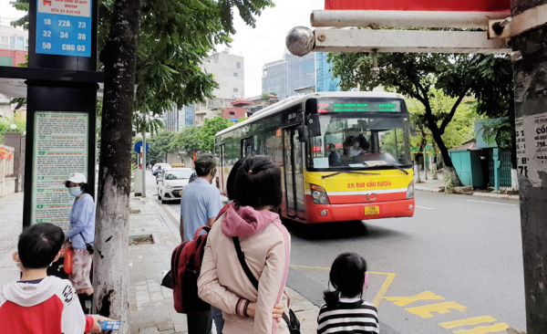 Từ hôm nay: Không còn vùng cam, toàn bộ tuyến buýt của Hà Nội hoạt động 100% công suất -0