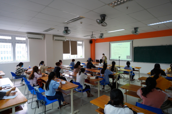 Đà Nẵng: Phương án học tập an toàn cho học sinh, sinh viên đến trường học trực tiếp -0