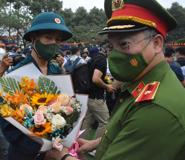 Ngày hội Giao nhận quân đầy hào hùng và thiêng liêng -0