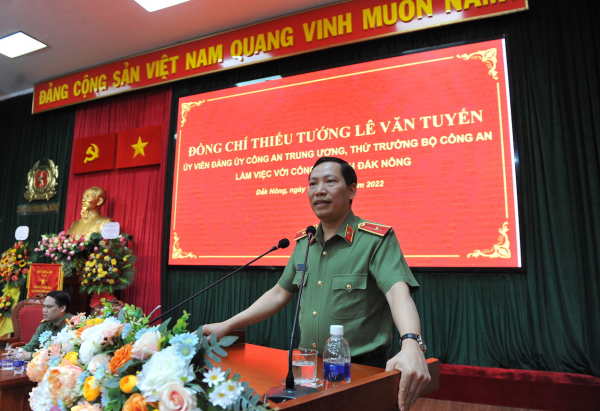 Thứ trưởng Lê Văn Tuyến thăm, làm việc tại Công an Đắk Nông -0
