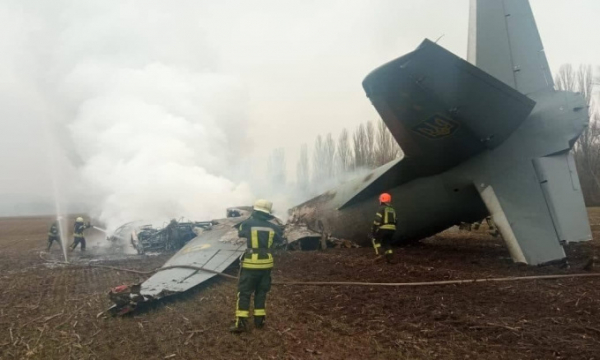 Lực lượng Nga tiến sát Kiev, Máy bay Ukraine bị bắn rơi -0