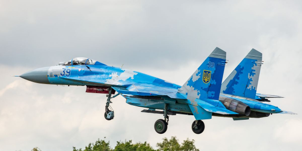 Su-27 Ukraine bị bắn rơi trên bầu trời Kiev -0