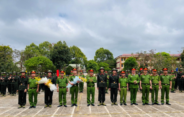 Khai giảng khóa huấn luyện công dân thực hiện nghĩa vụ tham gia CAND năm 2022 -0