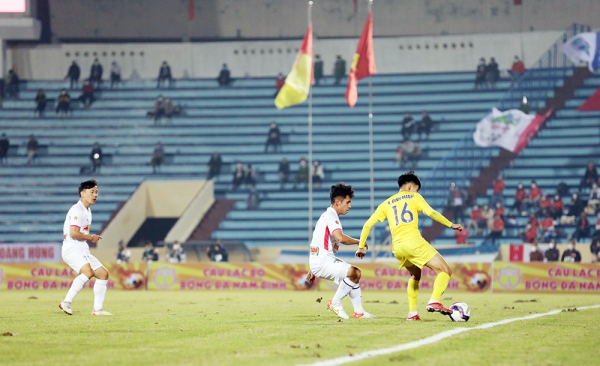 Nghịch lý bóng đá Nam Định -0