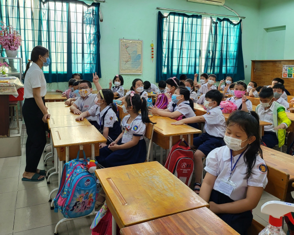 TP Hồ Chí Minh: không tổ chức xét nghiệm cả lớp khi có học sinh F0 -0